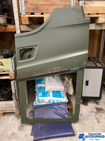 Scania R dør Scania 2653997 RH - Kabina in notranjost za Tovornjak: slika 1 Scania R dør Scania 2653997 RH - Kabina in notranjost za Tovornjak: slika 1