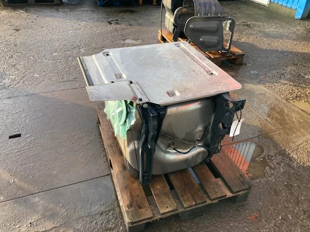 Scania Silencer – Scania 2684368 - Izpušni sistem za Tovornjak: slika 3 Scania Silencer – Scania 2684368 - Izpušni sistem za Tovornjak: slika 3