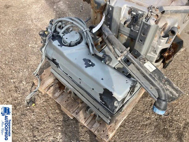 Scania adblue tank – reductant tank Scania 2196094 - AdBlue rezervoar za Tovornjak: slika 3 Scania adblue tank – reductant tank Scania 2196094 - AdBlue rezervoar za Tovornjak: slika 3