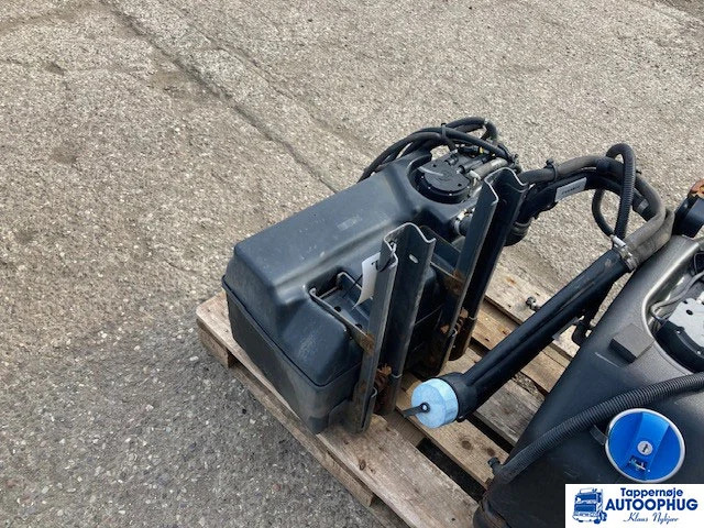 Scania adblue tank – reductant tank Scania 2196094 - AdBlue rezervoar za Tovornjak: slika 3 Scania adblue tank – reductant tank Scania 2196094 - AdBlue rezervoar za Tovornjak: slika 3
