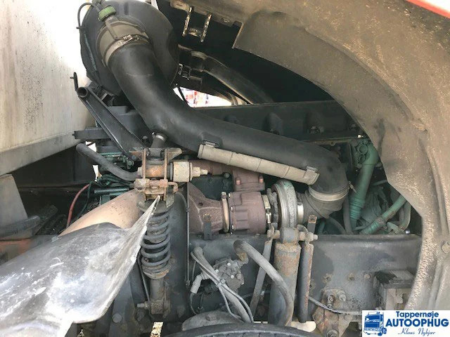 Tovornjak hladilnik Volvo FM330 Coolerbox 6×2: slika 10