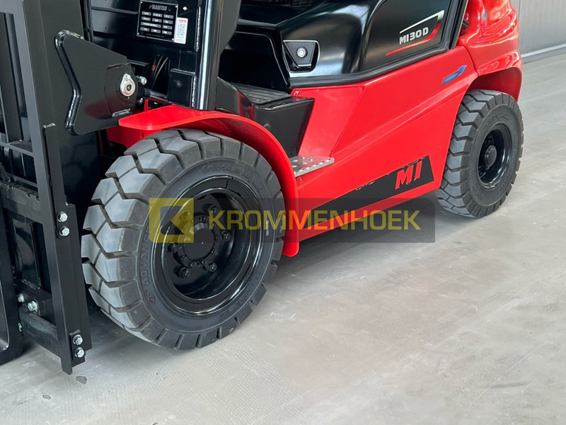 Nov Diesel viličar Manitou MI 30 D: slika 10