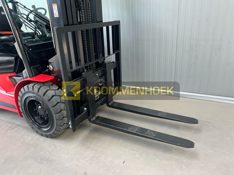 Nov Diesel viličar Manitou MI 30 D: slika 9