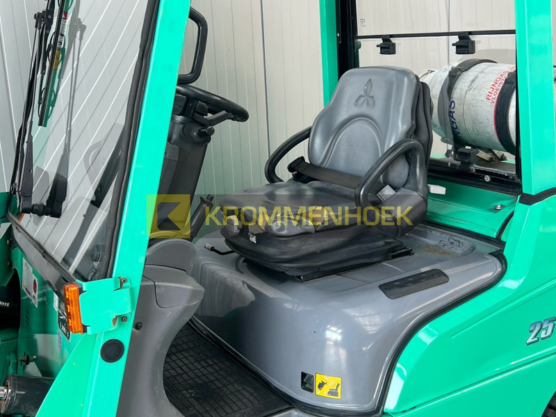Plinski viličar Mitsubishi FG 25 NT: slika 11