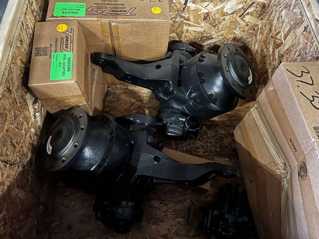 CNH Hydraulic drive - CNH - MG18 - Okvir/ Šasija za Kmetijski stroj: slika 1 CNH Hydraulic drive - CNH - MG18 - Okvir/ Šasija za Kmetijski stroj: slika 1