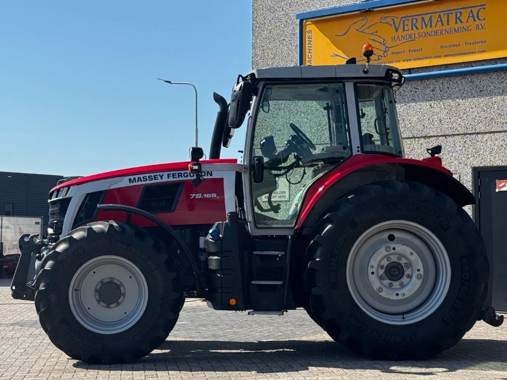Massey Ferguson 7S165 EFFICIENT, DYNA 6, TOPCON GPS, 1082 hours!! - Traktor: slika 2 Massey Ferguson 7S165 EFFICIENT, DYNA 6, TOPCON GPS, 1082 hours!! - Traktor: slika 2