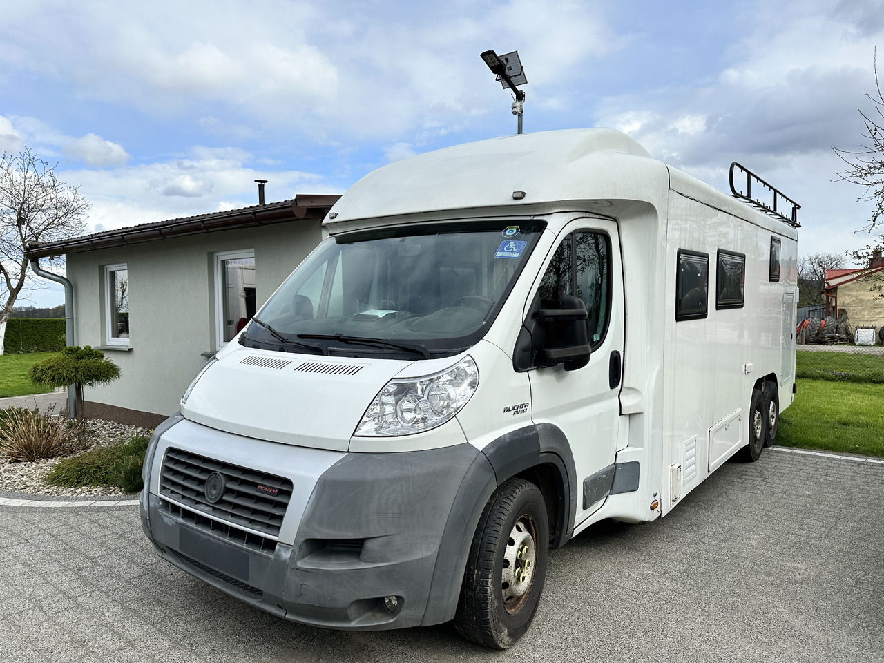FIAT DUCATO - Polintegriran avtodom: slika 1 FIAT DUCATO - Polintegriran avtodom: slika 1