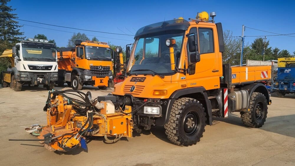 MERCEDES-BENZ Unimog U300 - Komunalno/ Posebno vozilo: slika 4 MERCEDES-BENZ Unimog U300 - Komunalno/ Posebno vozilo: slika 4