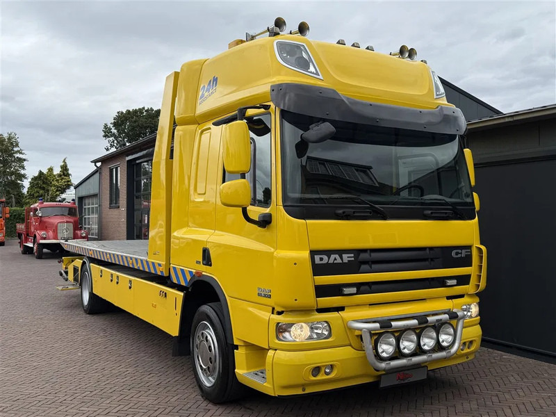 DAF CF 65.300 Towtruck Depannage Lier Brille Sleeper 640x242x104 cm - Vlečno vozilo: slika 1 DAF CF 65.300 Towtruck Depannage Lier Brille Sleeper 640x242x104 cm - Vlečno vozilo: slika 1