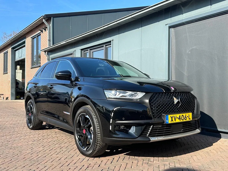 DS Ds 7 Crossback DS PERFORMANCE LINE, 71DKM, ALCANTARA, VIRTUAL COCKPIT, LMV - SUV: slika 1 DS Ds 7 Crossback DS PERFORMANCE LINE, 71DKM, ALCANTARA, VIRTUAL COCKPIT, LMV - SUV: slika 1