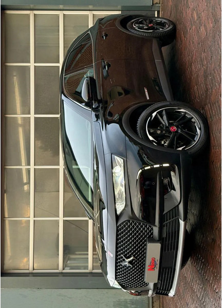 DS Ds 7 Crossback DS Performance Line 360 Cam Xenon Led Groot Navi Leder/ Alcantara Cruise Origi NL Lmv Veel Opties! - SUV: slika 3 DS Ds 7 Crossback DS Performance Line 360 Cam Xenon Led Groot Navi Leder/ Alcantara Cruise Origi NL Lmv Veel Opties! - SUV: slika 3