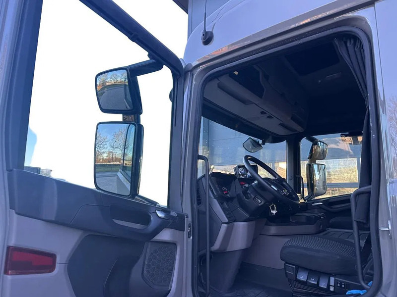 Tovornjak za prevoz konj Scania P250 Horse Truck: slika 12 Tovornjak za prevoz konj Scania P250 Horse Truck: slika 12