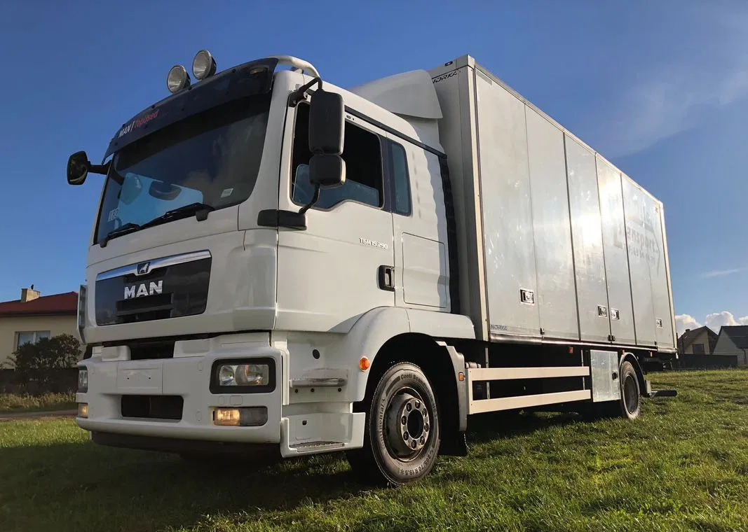 MAN 15.290 Winda Bok otwierany 18 Palet - Izotermični tovornjak: slika 1 MAN 15.290 Winda Bok otwierany 18 Palet - Izotermični tovornjak: slika 1