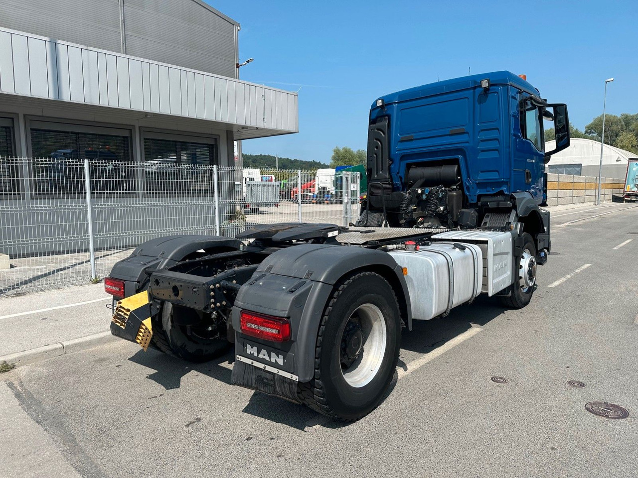MAN TGS 18.470 4X4 Hydrodrive Kipphidraulik - Vlačilec: slika 3 MAN TGS 18.470 4X4 Hydrodrive Kipphidraulik - Vlačilec: slika 3