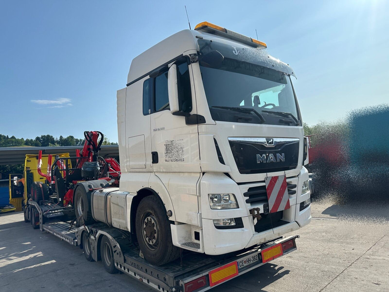 MAN TGX 18.500 4X4 Hydrodrive OKVARA MOTORJA - Vlačilec: slika 1 MAN TGX 18.500 4X4 Hydrodrive OKVARA MOTORJA - Vlačilec: slika 1