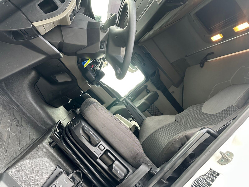 MAN TGX 18.510 4X2 LL SA Intarder Klima ACC - Vlačilec: slika 5 MAN TGX 18.510 4X2 LL SA Intarder Klima ACC - Vlačilec: slika 5