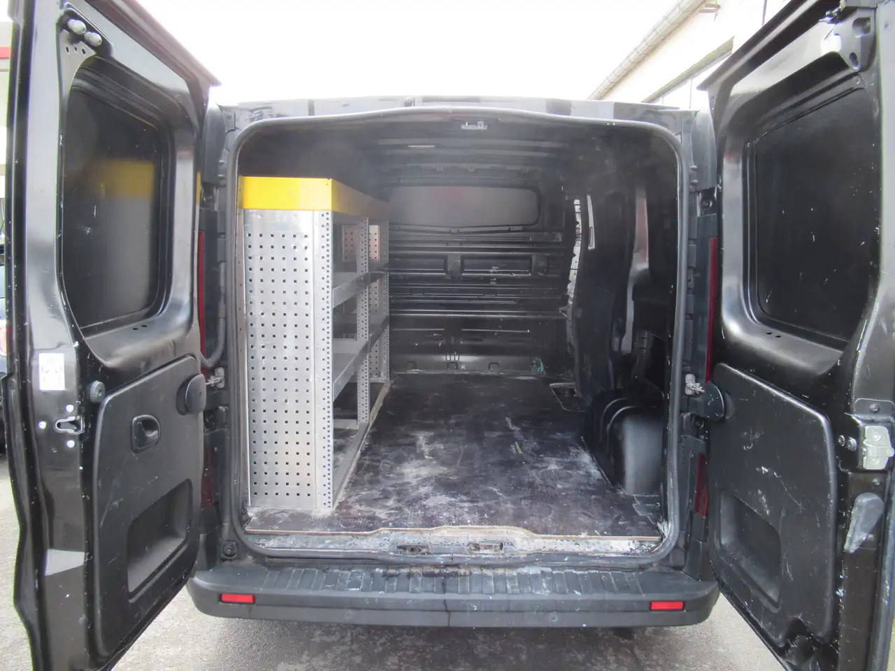 Renault Trafic L1H1 clim, navi cruise 14800€+tva/btw - Furgon: slika 5 Renault Trafic L1H1 clim, navi cruise 14800€+tva/btw - Furgon: slika 5