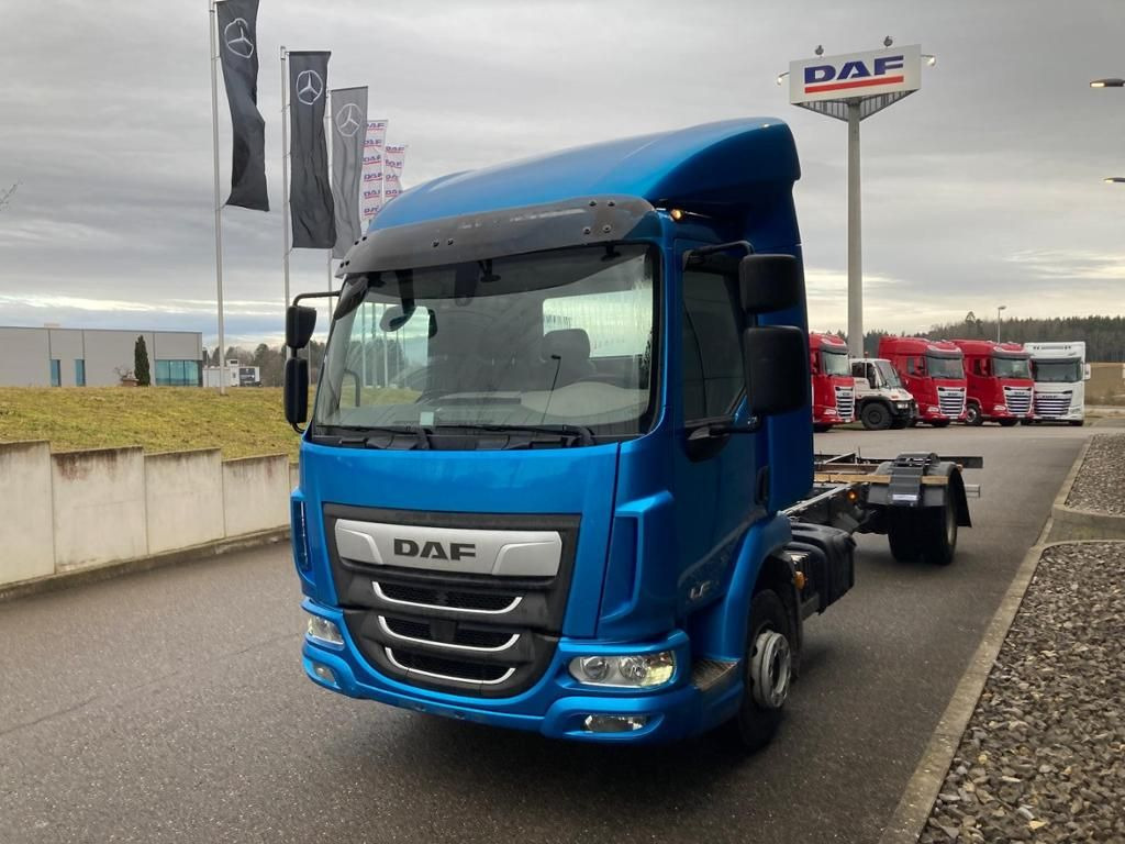DAF LF 210 FA Standheizung / 5.00m Rd / 7.490kg - Tovornjak-šasija: slika 4 DAF LF 210 FA Standheizung / 5.00m Rd / 7.490kg - Tovornjak-šasija: slika 4