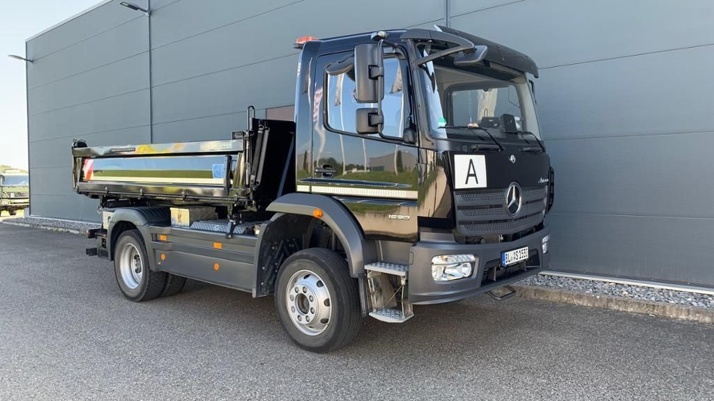 Mercedes-Benz Atego 1530 Allradkipper 4x4 Kam. AUT LED AHK - Tovornjak prekucnik: slika 1 Mercedes-Benz Atego 1530 Allradkipper 4x4 Kam. AUT LED AHK - Tovornjak prekucnik: slika 1