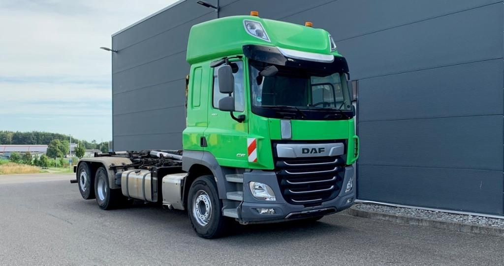 DAF CF 480 FAN Abroller 7 m Lenkachse Motorabtrieb - Tovornjak: slika 1 DAF CF 480 FAN Abroller 7 m Lenkachse Motorabtrieb - Tovornjak: slika 1