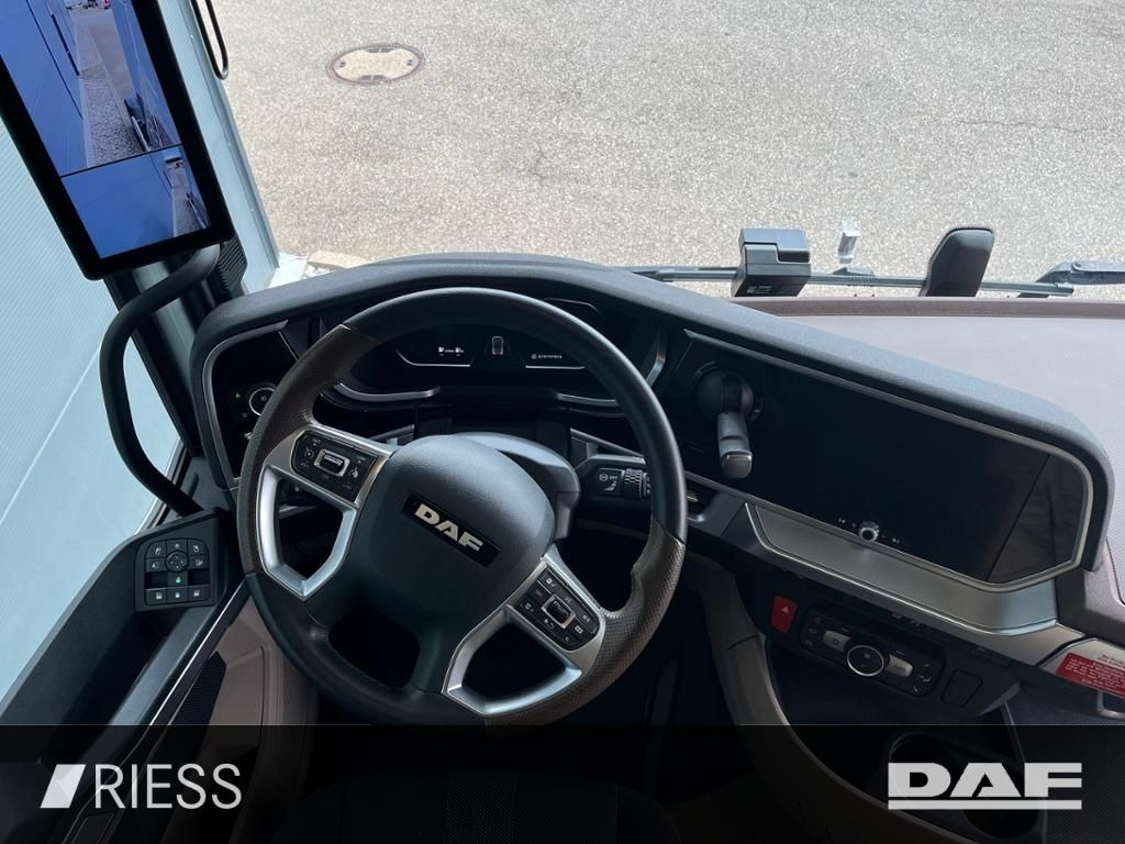 Nov Vlačilec DAF XG+ 530 FT Alcoa Leder Intarder Standklima Hydra DAF XG+ 530 FT Alcoa Leder Intarder Standklima Hydra: slika 6 Nov Vlačilec DAF XG+ 530 FT Alcoa Leder Intarder Standklima Hydra DAF XG+ 530 FT Alcoa Leder Intarder Standklima Hydra: slika 6