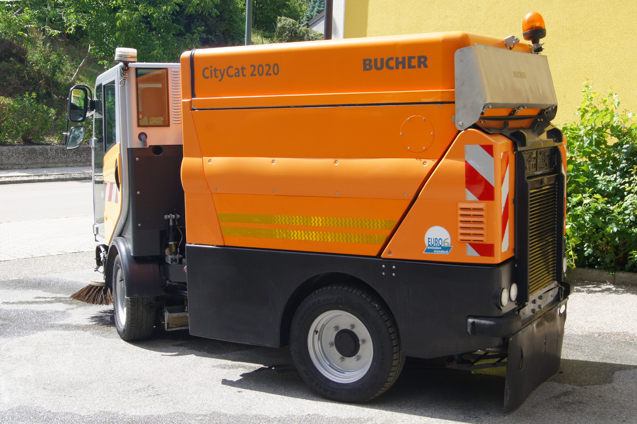 BUCHER BUCHER CityCat 2020 XL/Euro 6/L + R Kehrmaschine/Frontbesen - Vozilo za pometanje: slika 5 BUCHER BUCHER CityCat 2020 XL/Euro 6/L + R Kehrmaschine/Frontbesen - Vozilo za pometanje: slika 5