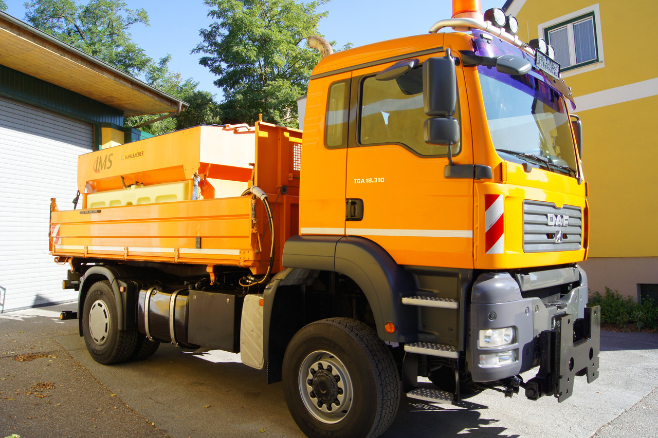 MAN TGA 18.310 BL 4x4/MEILLER/Salzstreuer/Winterdienst - Vozilo za zimsko službo: slika 5 MAN TGA 18.310 BL 4x4/MEILLER/Salzstreuer/Winterdienst - Vozilo za zimsko službo: slika 5