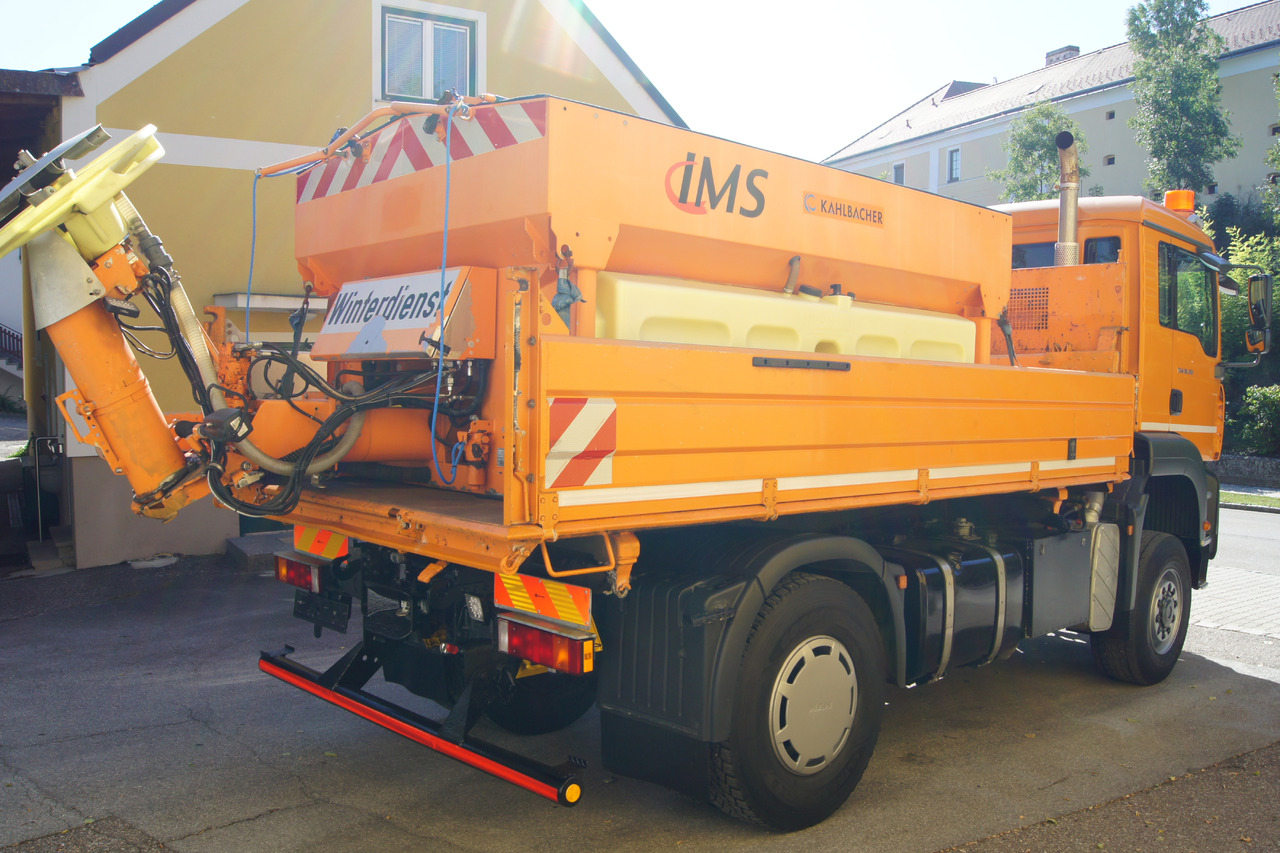 MAN TGA 18.310 BL 4x4/MEILLER/Salzstreuer/Winterdienst - Vozilo za zimsko službo: slika 4 MAN TGA 18.310 BL 4x4/MEILLER/Salzstreuer/Winterdienst - Vozilo za zimsko službo: slika 4