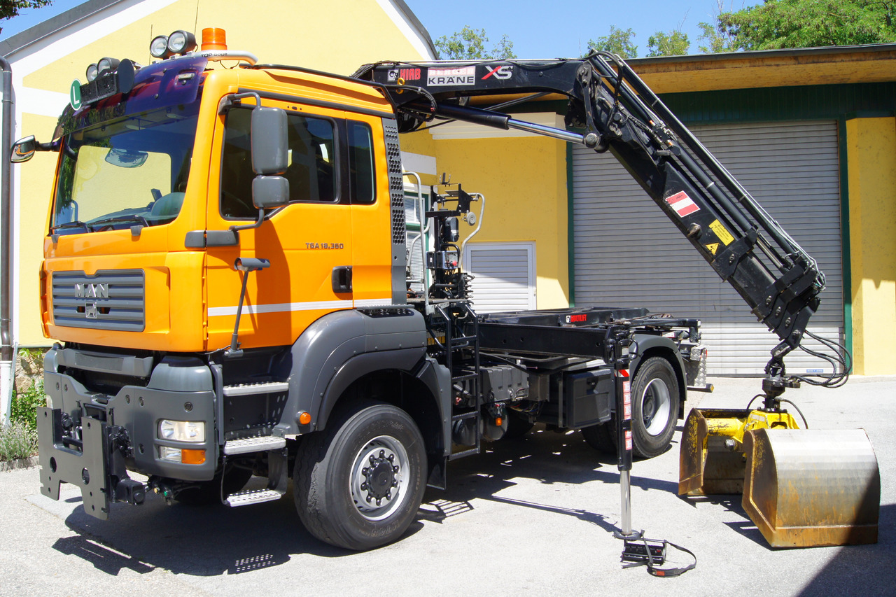 MAN TGA 18.360 BL 4x4/Euro4/TÜV/HIAB 111/MULTILIFT/Winterdienst - Tovornjak prekucnik, Tovornjak z dvigalom: slika 2 MAN TGA 18.360 BL 4x4/Euro4/TÜV/HIAB 111/MULTILIFT/Winterdienst - Tovornjak prekucnik, Tovornjak z dvigalom: slika 2
