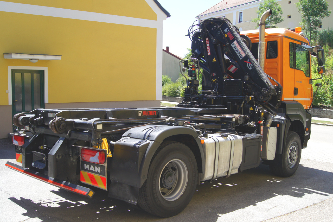 MAN TGA 18.360 BL 4x4/Euro4/TÜV/HIAB 111 korbfähig/MULTILIFT/Winterdienst - Tovornjak prekucnik, Tovornjak z dvigalom: slika 5 MAN TGA 18.360 BL 4x4/Euro4/TÜV/HIAB 111 korbfähig/MULTILIFT/Winterdienst - Tovornjak prekucnik, Tovornjak z dvigalom: slika 5
