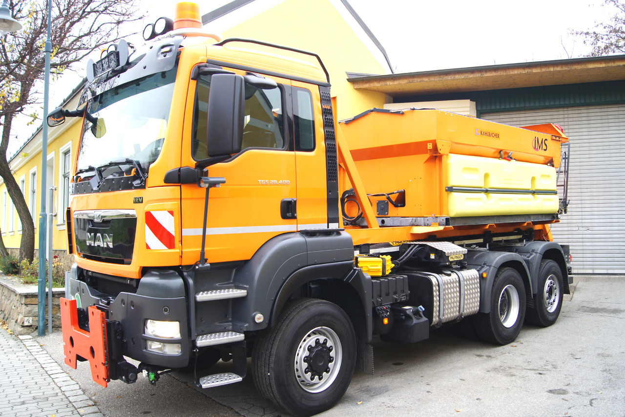 MAN TGS 28.400 BL 6x4-4/TÜV/PALIFT/Winterdienst/Salzstreuer/Streuer/Schneepflug - Tovornjak prekucnik: slika 3 MAN TGS 28.400 BL 6x4-4/TÜV/PALIFT/Winterdienst/Salzstreuer/Streuer/Schneepflug - Tovornjak prekucnik: slika 3