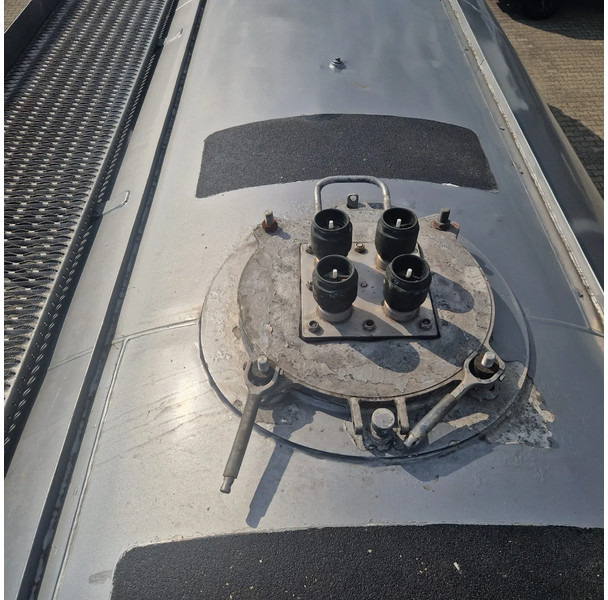 Polprikolica cisterna zvvz 38000 liter aluminium GMP, veevoeder onderlosser met Vogelsang pomp: slika 12