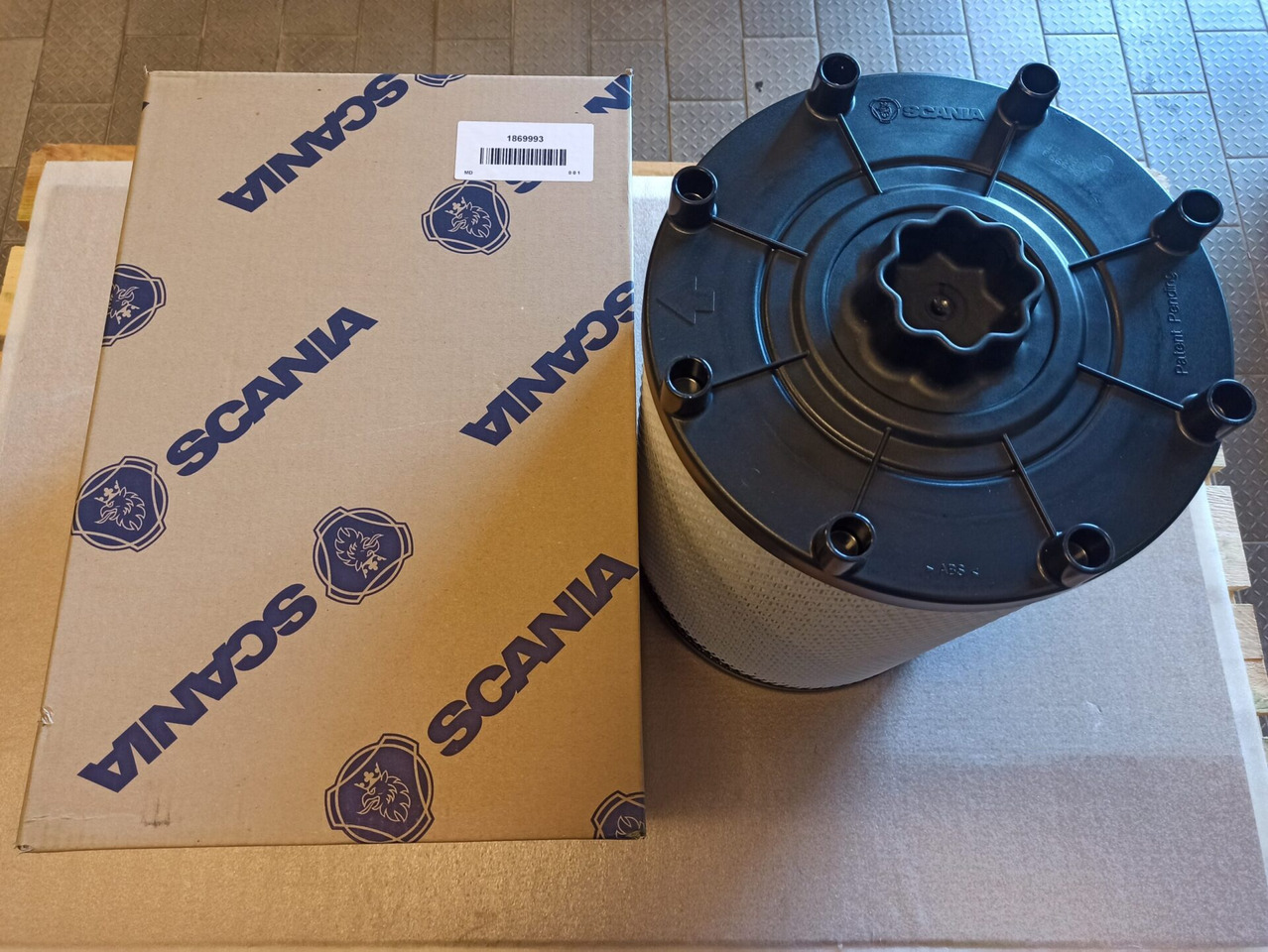 SCANIA AIR FILTER - 1869993 - Zračni filter za Tovornjak: slika 1 SCANIA AIR FILTER - 1869993 - Zračni filter za Tovornjak: slika 1