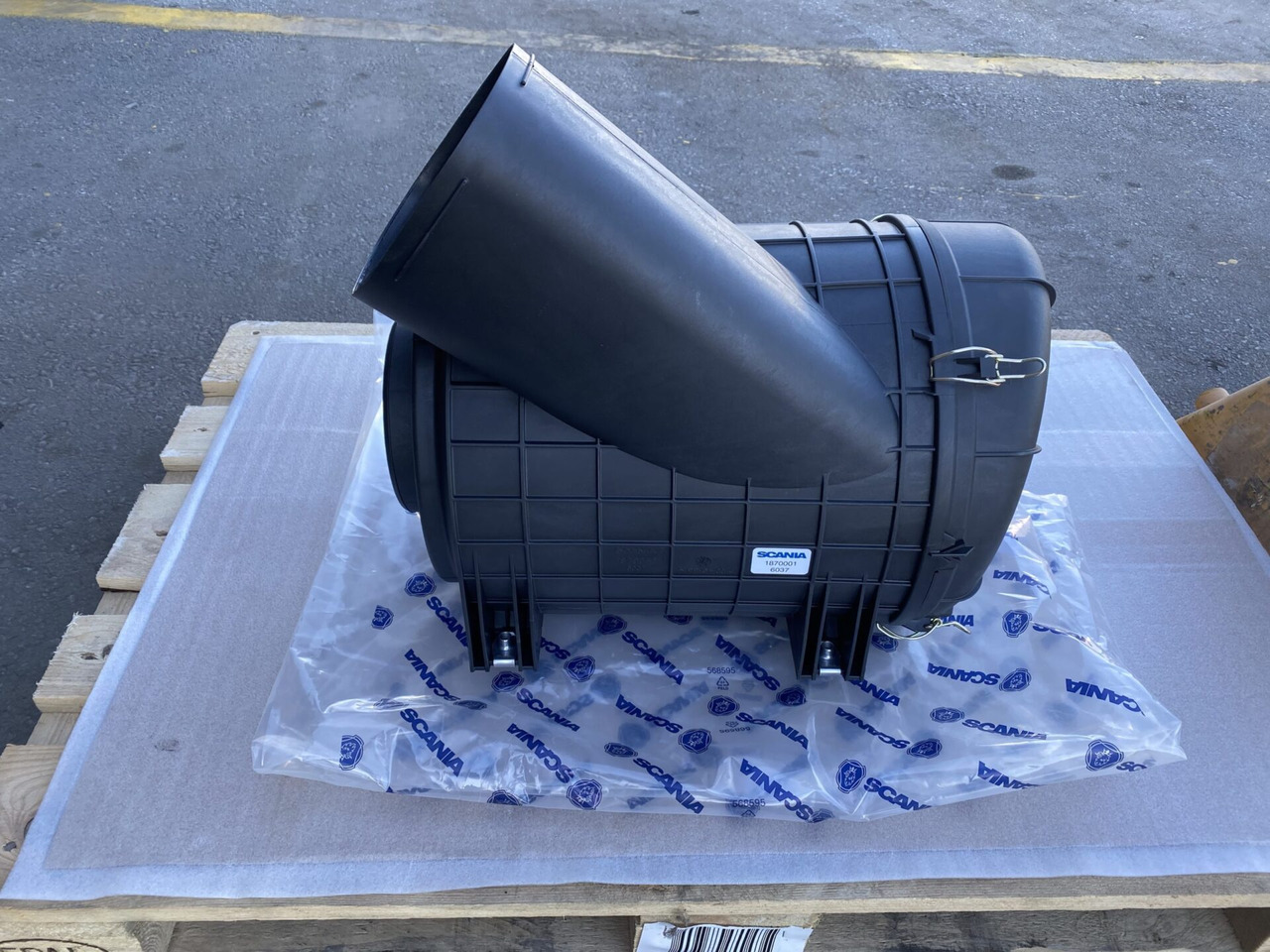 SCANIA AIR FILTER - 1870001 - Zračni filter za Tovornjak: slika 1 SCANIA AIR FILTER - 1870001 - Zračni filter za Tovornjak: slika 1