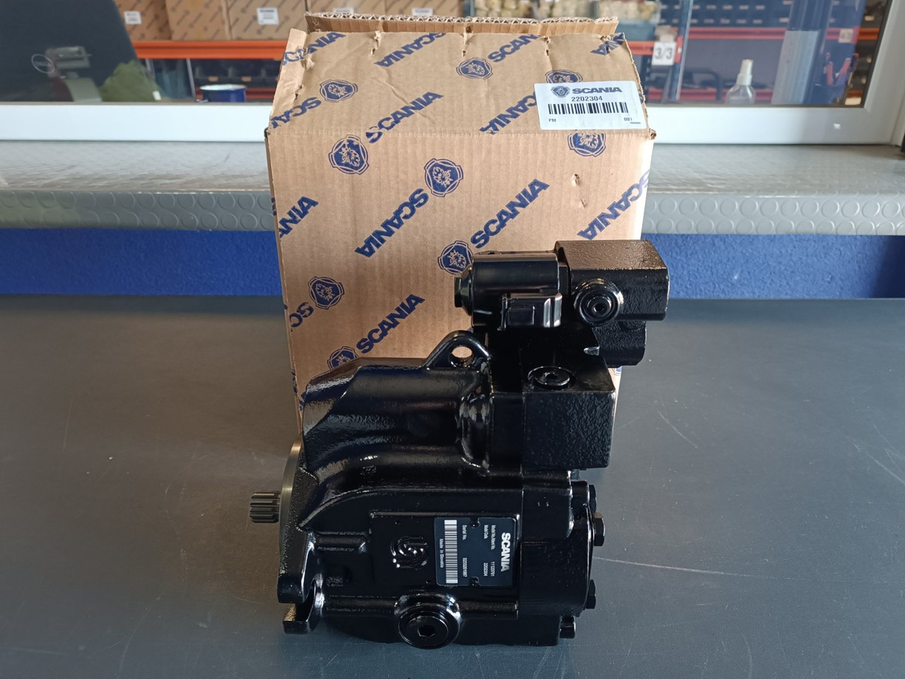 SCANIA HYDRAULIC PUMP - 2202304 - Hidravlična črpalka za Tovornjak: slika 1 SCANIA HYDRAULIC PUMP - 2202304 - Hidravlična črpalka za Tovornjak: slika 1