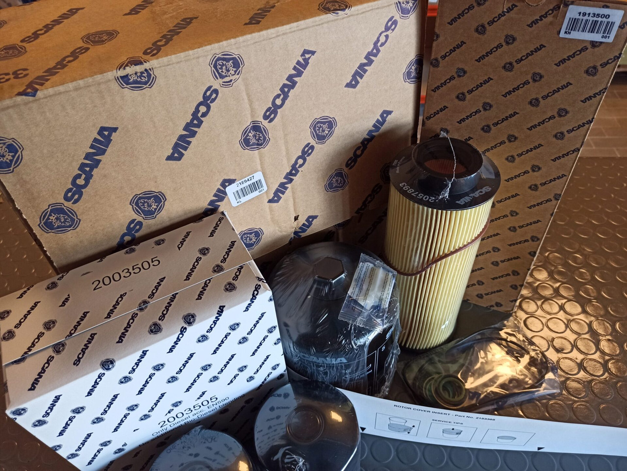 SCANIA MAINTENANCE KIT D16 XPI - 2189427 - Komplet za remont motorja za Tovornjak: slika 1 SCANIA MAINTENANCE KIT D16 XPI - 2189427 - Komplet za remont motorja za Tovornjak: slika 1
