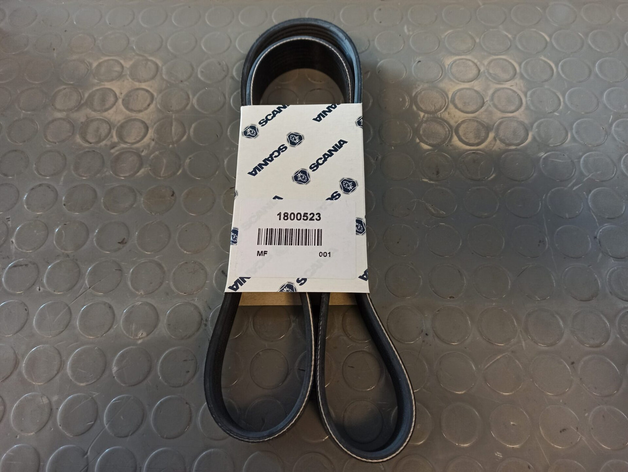 SCANIA POLY-V-BELT - 1800521 - Jermen za Tovornjak: slika 1 SCANIA POLY-V-BELT - 1800521 - Jermen za Tovornjak: slika 1