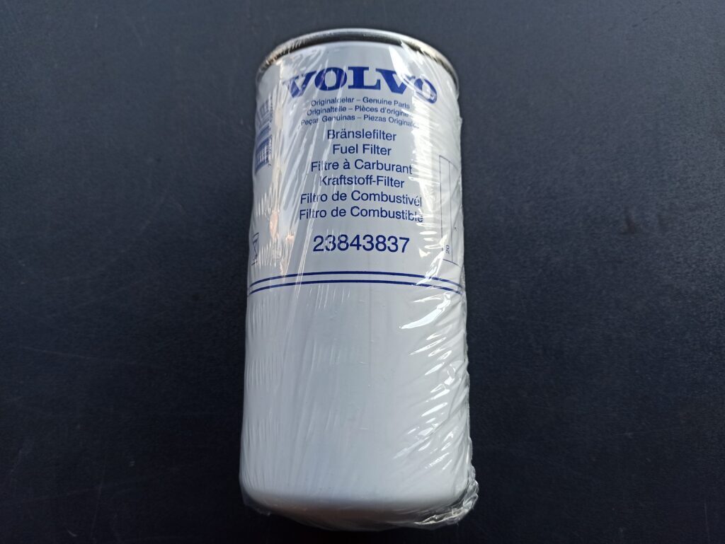 VOLVO FUEL FILTER 23843837 - Filter za gorivo za Tovornjak: slika 1 VOLVO FUEL FILTER 23843837 - Filter za gorivo za Tovornjak: slika 1