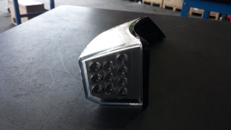 VOLVO INDICATOR LAMP - 23386782 - Smernik za Tovornjak: slika 1 VOLVO INDICATOR LAMP - 23386782 - Smernik za Tovornjak: slika 1