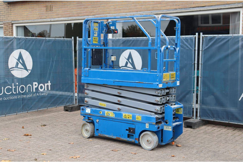 ARIENS - Škarjasta dvižna ploščad: slika 3 ARIENS - Škarjasta dvižna ploščad: slika 3