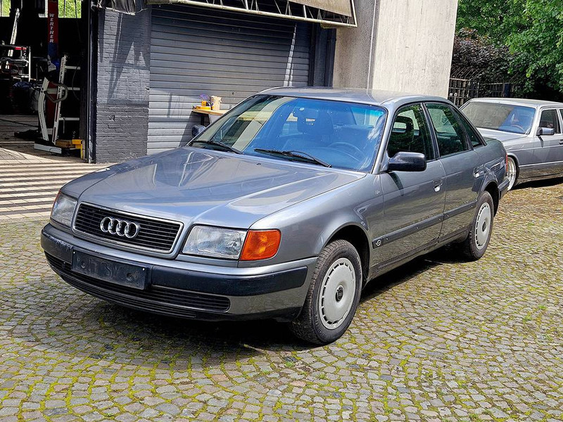 Audi 100 2.4D - Limuzina: slika 1 Audi 100 2.4D - Limuzina: slika 1