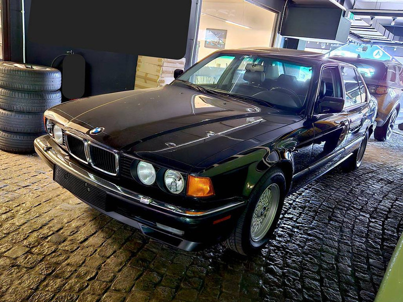 BMW 750IL - Limuzina: slika 1 BMW 750IL - Limuzina: slika 1
