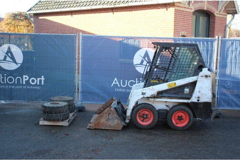 Bobcat 530 - Kolesni nakladalec: slika 2 Bobcat 530 - Kolesni nakladalec: slika 2