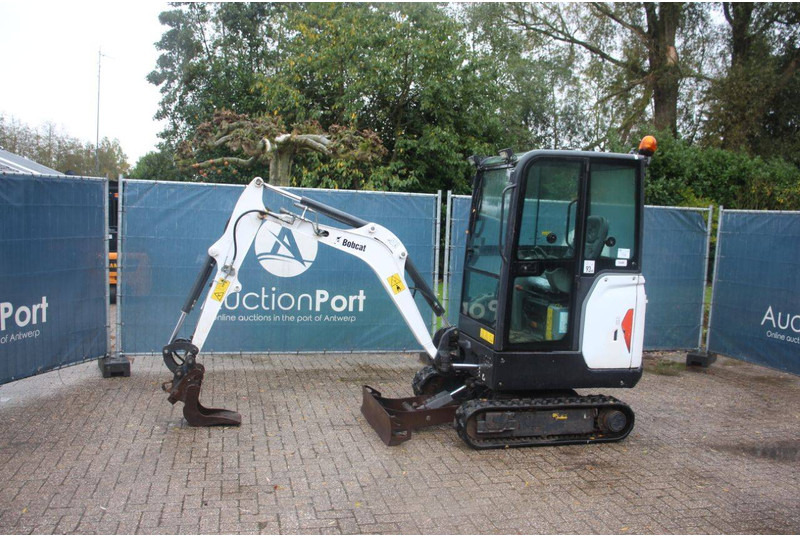 Bobcat E19 - Mini bager: slika 1 Bobcat E19 - Mini bager: slika 1