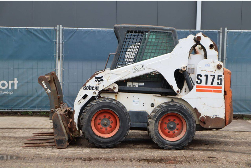 Bobcat S175 - Kolesni nakladalec: slika 2 Bobcat S175 - Kolesni nakladalec: slika 2