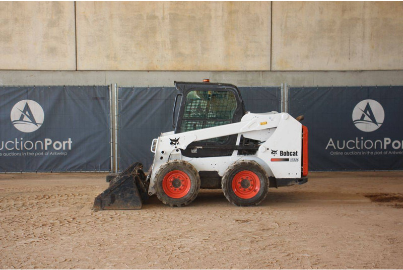 Bobcat S550 - Kolesni nakladalec: slika 2 Bobcat S550 - Kolesni nakladalec: slika 2