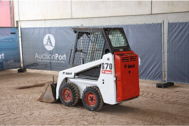 Bobcat S70 - Kolesni nakladalec: slika 3 Bobcat S70 - Kolesni nakladalec: slika 3