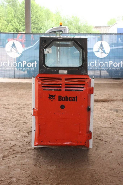 Bobcat S70 - Kolesni nakladalec: slika 4 Bobcat S70 - Kolesni nakladalec: slika 4