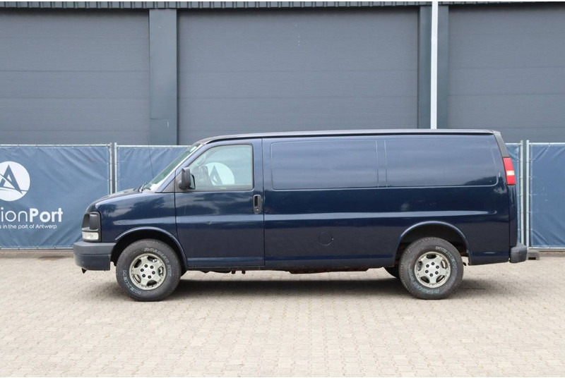 Chevrolet Express Cargo Van - Furgon: slika 2 Chevrolet Express Cargo Van - Furgon: slika 2
