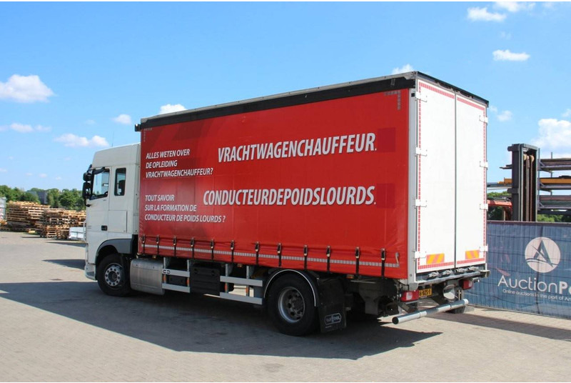 DAF XF 410 FA - Kontejnerski tovornjak/ Tovornjak z zamenljivim tovoriščem: slika 3 DAF XF 410 FA - Kontejnerski tovornjak/ Tovornjak z zamenljivim tovoriščem: slika 3
